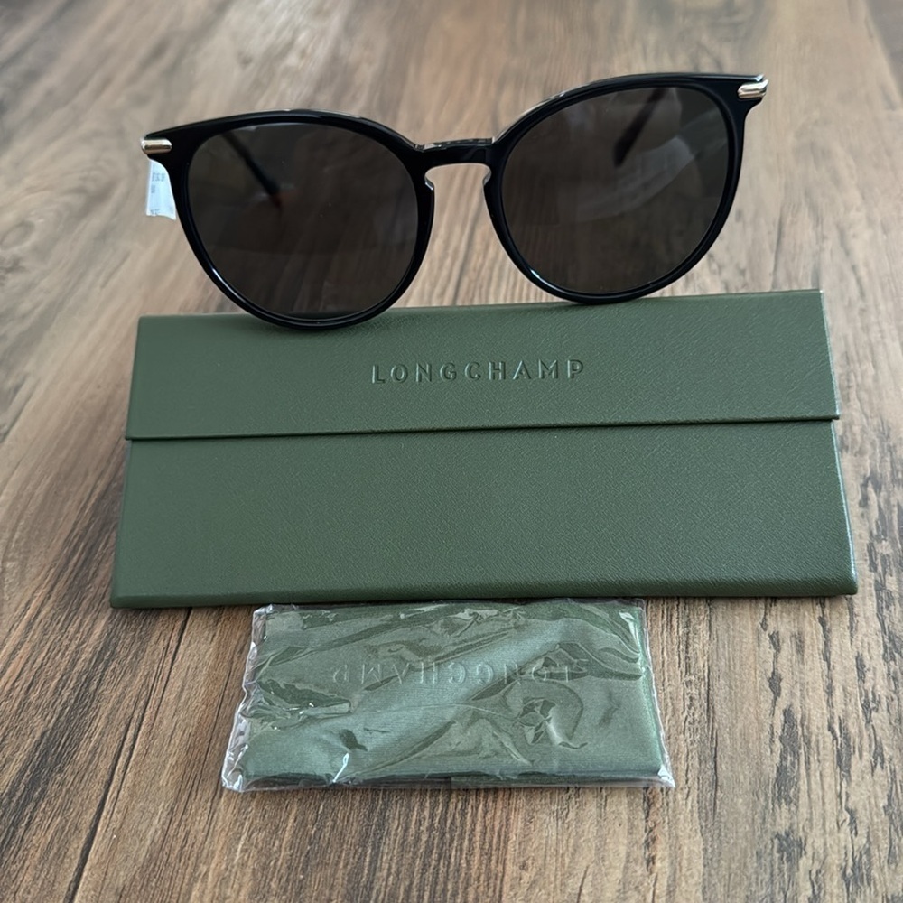 Longchamp Black Round Sunglasses
